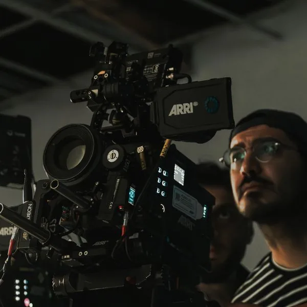 Cinematic Studio — Equipment und Crew